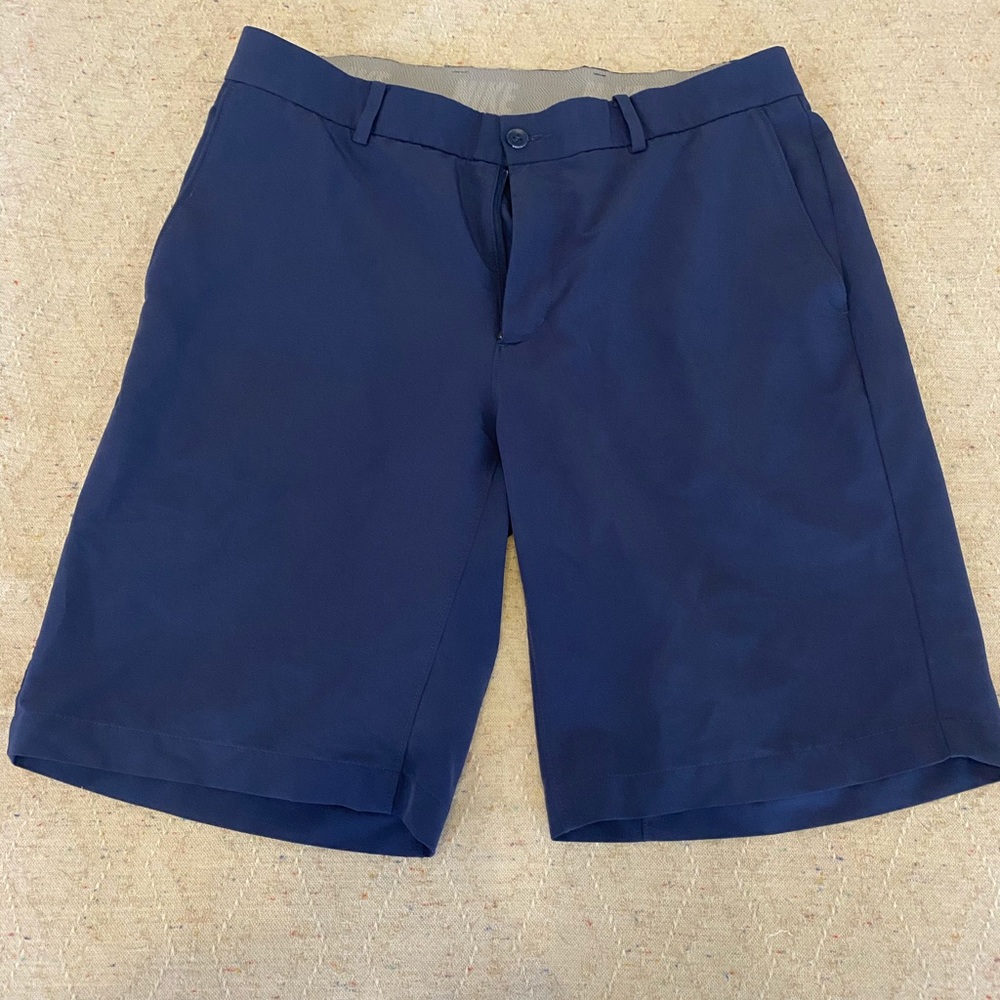 Nike golf shorts